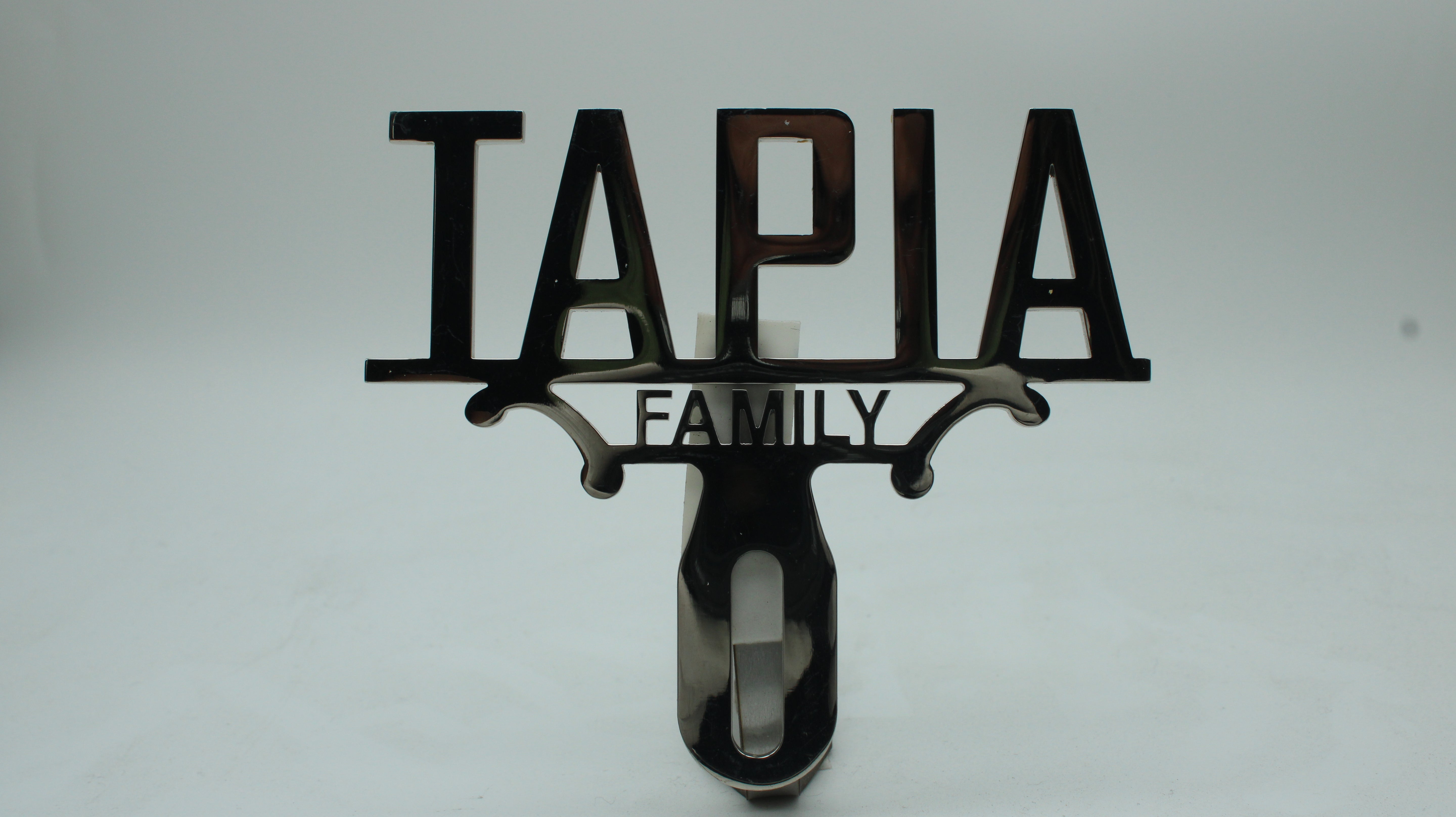 TAPIA TOPPER