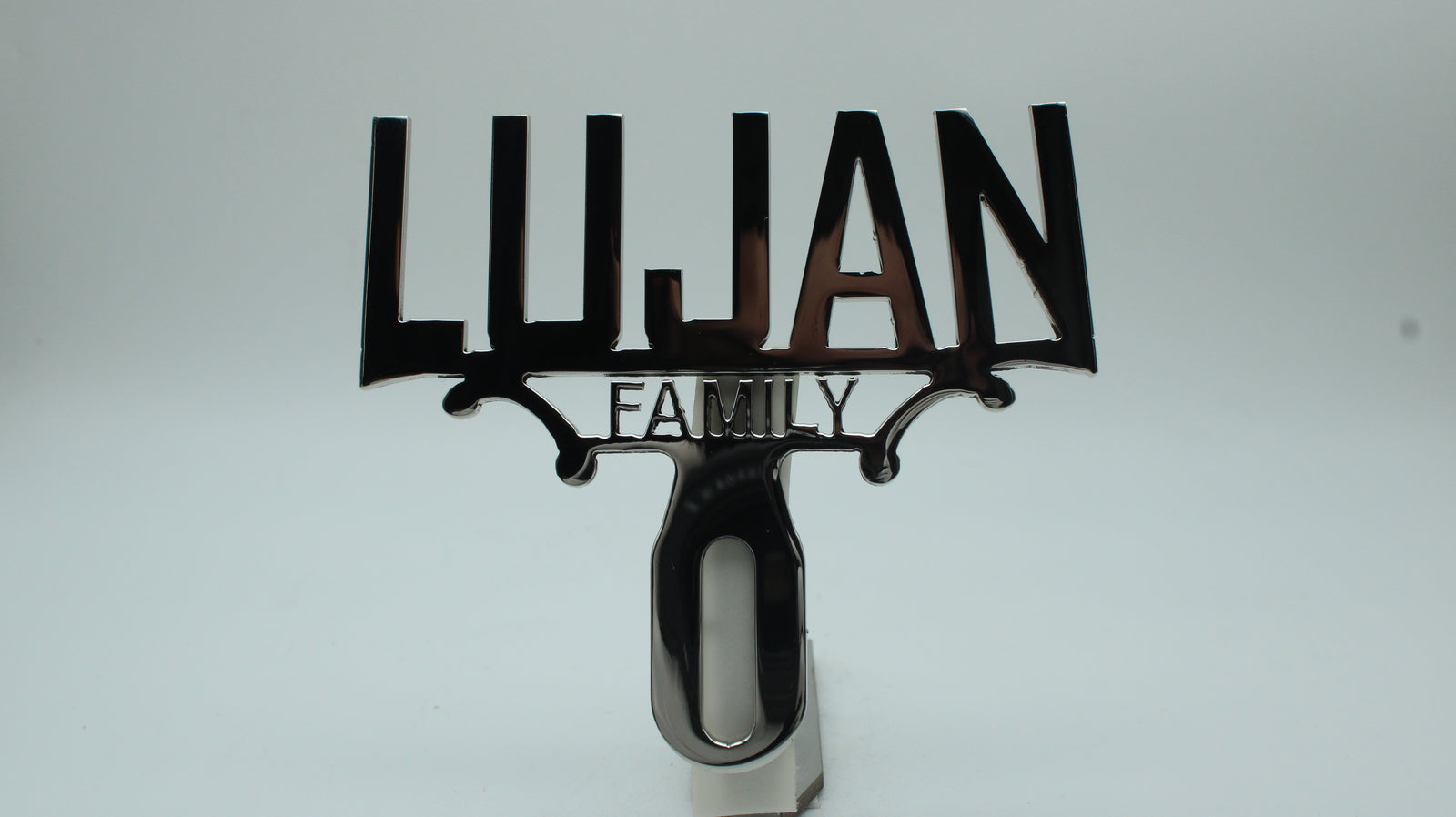 LUJAN TOPPER