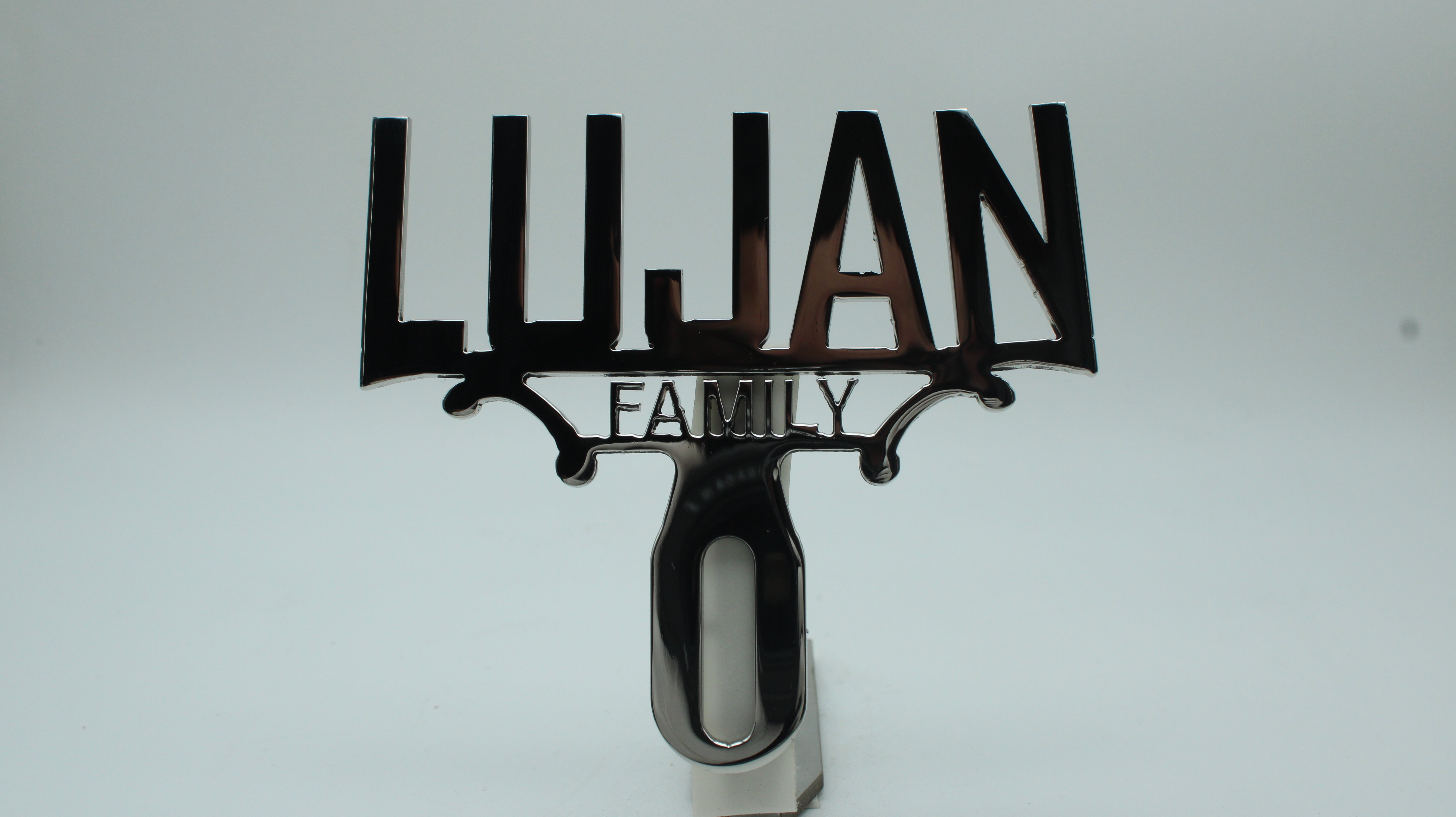 LUJAN TOPPER