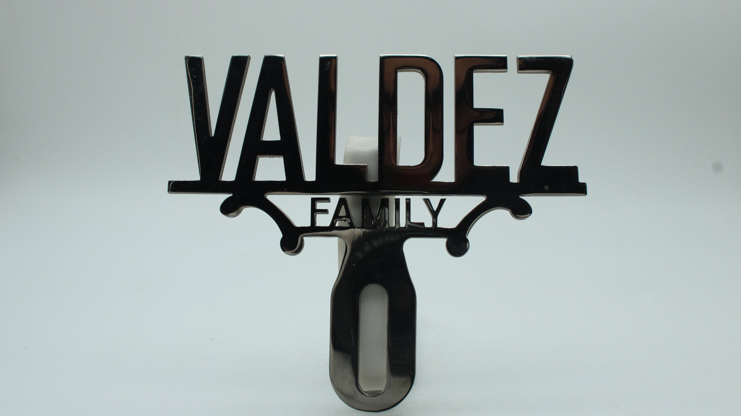 VALDEZ TOPPER