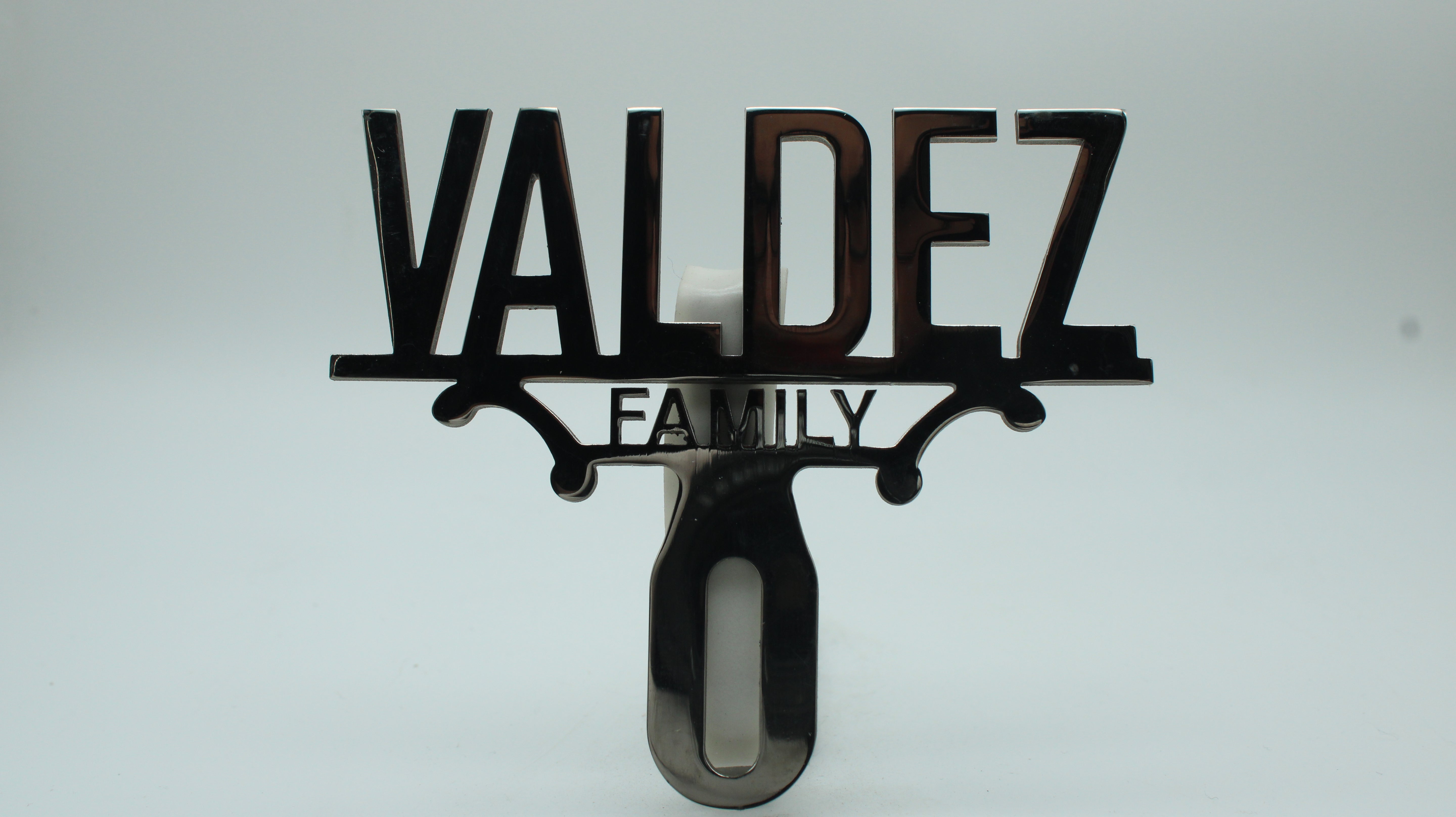 VALDEZ TOPPER
